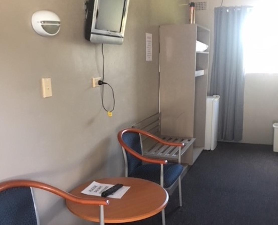 Commercial Hotel Motel Литгоу Экстерьер фото