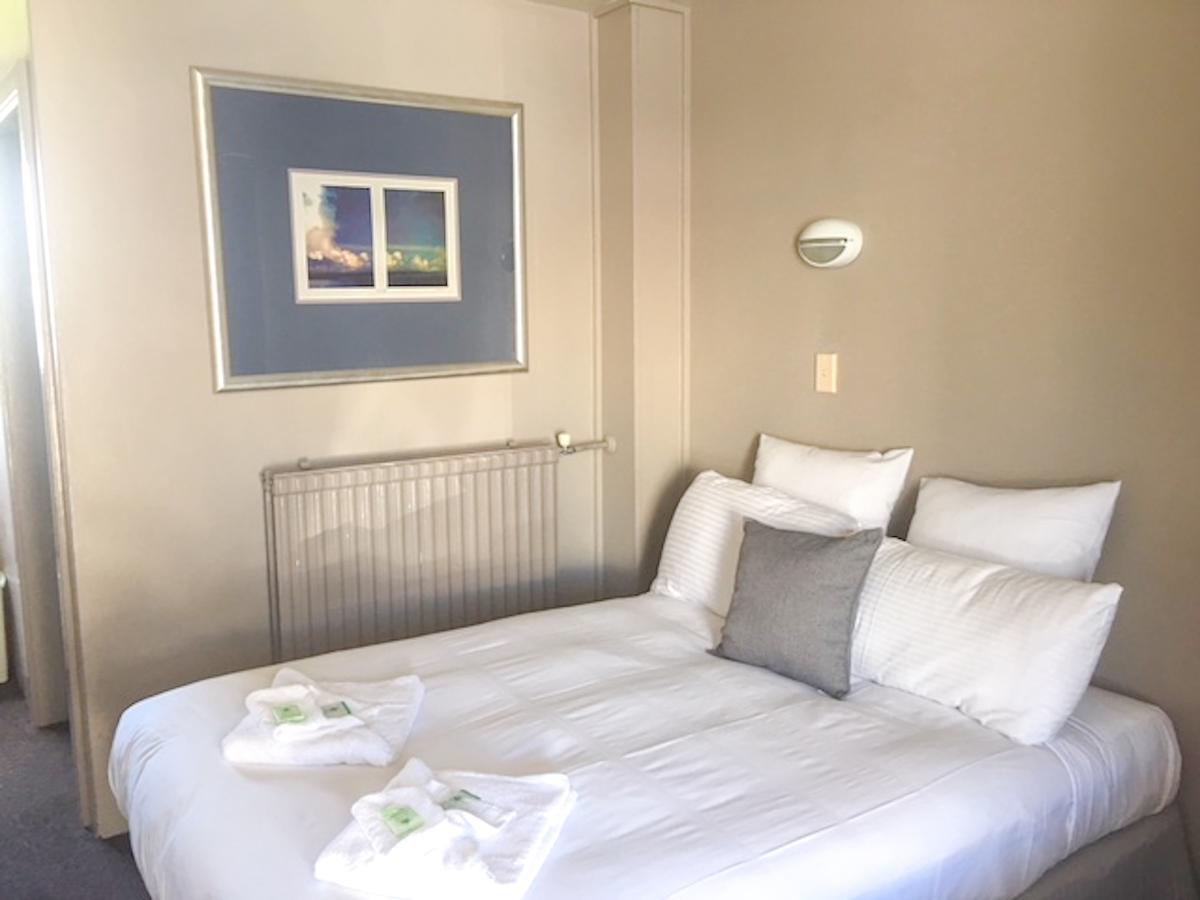 Commercial Hotel Motel Литгоу Экстерьер фото