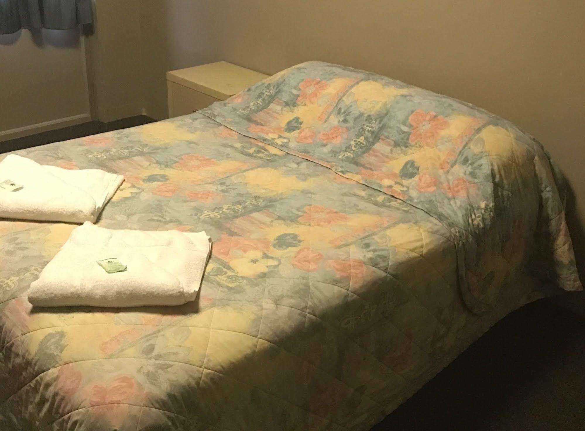 Commercial Hotel Motel Литгоу Экстерьер фото