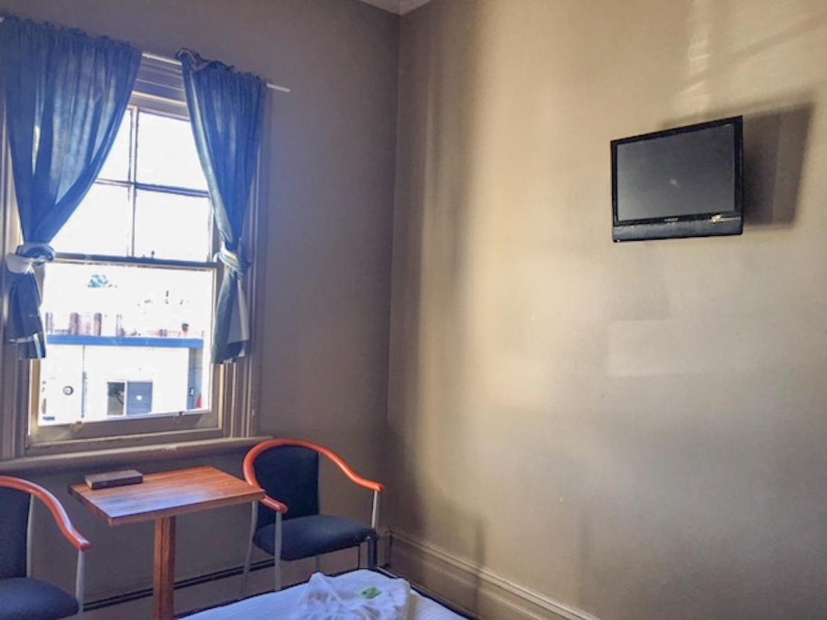 Commercial Hotel Motel Литгоу Экстерьер фото